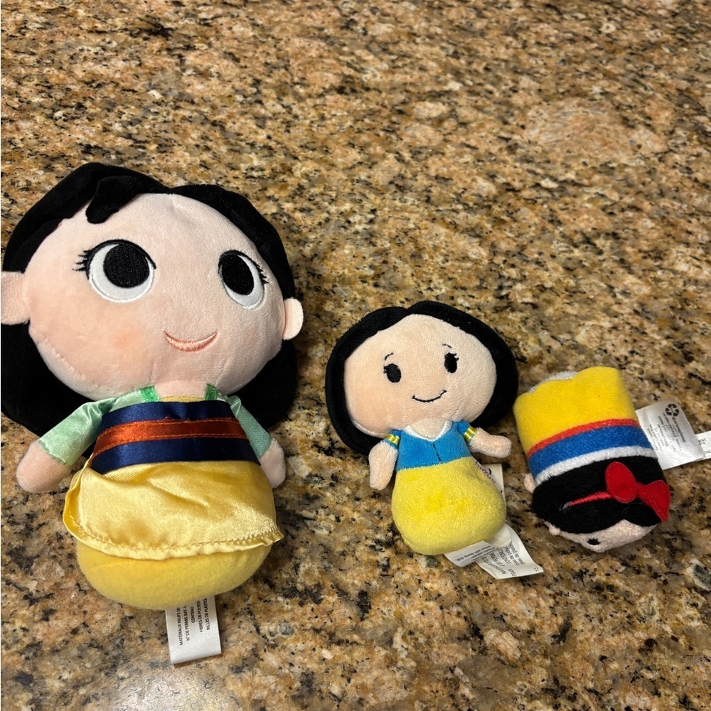 Hallmark Snow White Itty Bitty Plush Bundle